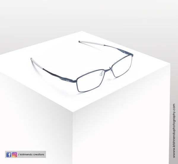 Eyeglass photography